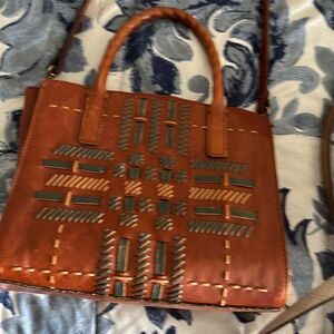 Patricia Nash leather handbag.One spot of wear,.9.5” wide
8”deep
8” tall